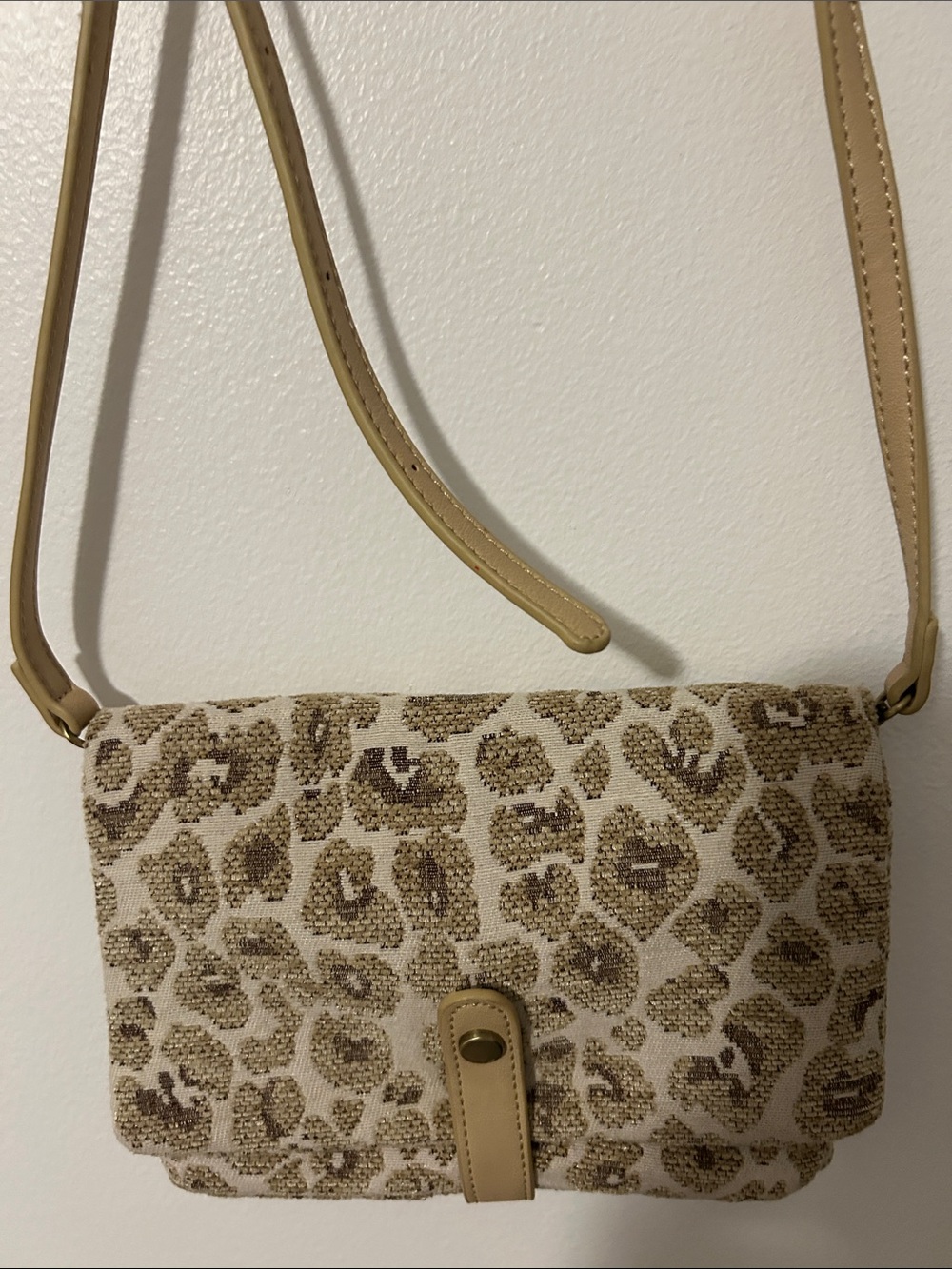 Anthropologie Carlin Leopard Crossbody Bag Sable/Tan Snap Closure Purse